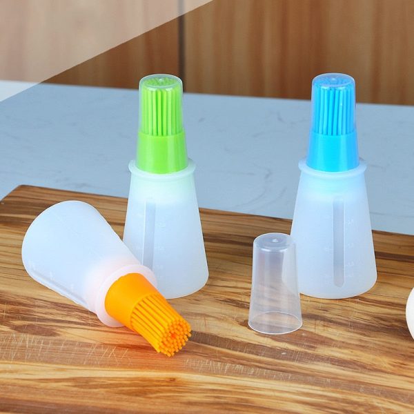 1Pc Portable Silicone Oil Bottle with Brush Grill Oil Brushes with Cover Liquid Oil Pastry Kitchen Bake BBQ Brush Kitchen Tools Online Sale